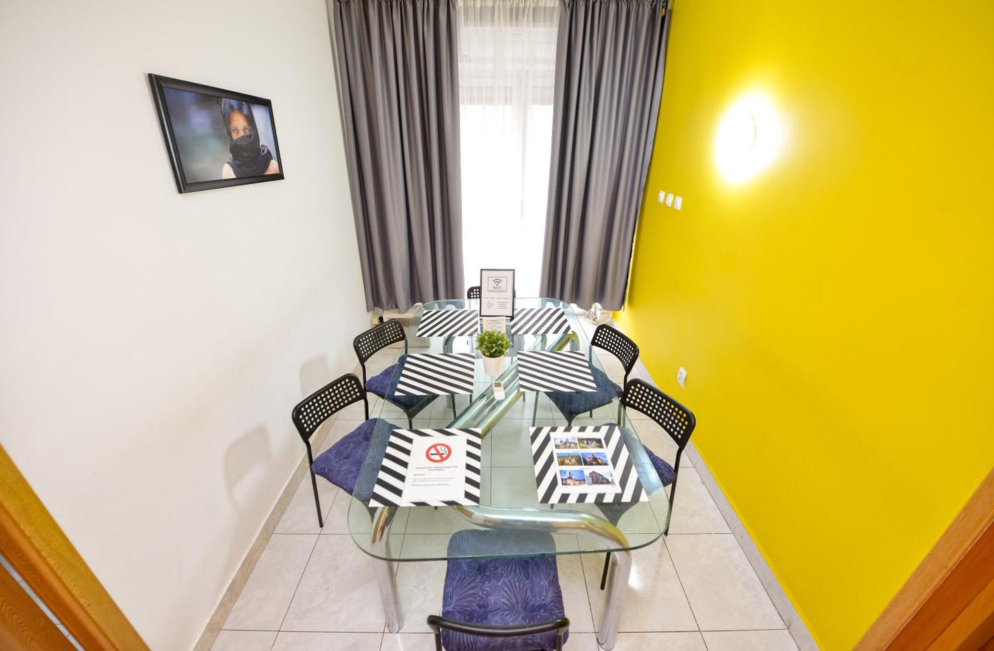 Ideal Accommodation City Center Bucarest Esterno foto